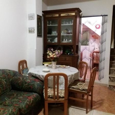 Casa Vacanza A Punta Secca Eksteriør billede
